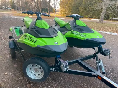 Selling on behalf of my grandparents as they are selling their cottage. Both machines and the traile...