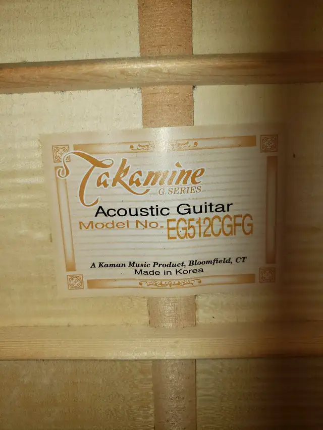 Takamine Bass in Guitars in Victoria - Image 4