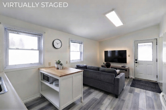 1 Bed 1 Bath Apartment