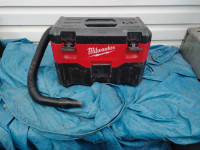 Milwaukee vacuum  m18