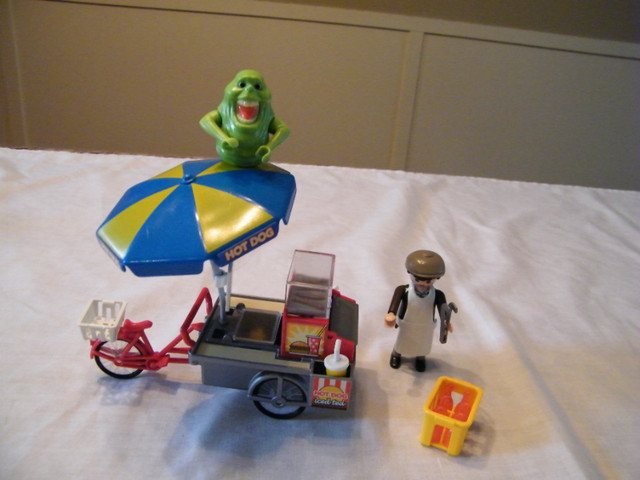 Playmobil chariot à hot-dog Ghostbuster dans Jouets et jeux  à Laval/Rive Nord - Image 4