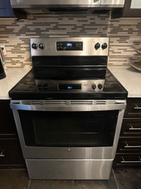 GE 30” Free-Standing Electric Convection Range
