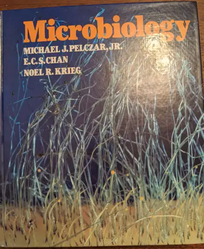 Microbiology book , in english , fifth edition , written by Pelczar , Chan and Krieg, 918 pages. Exc...