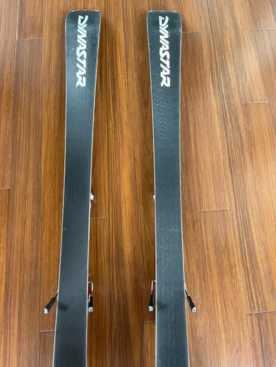 These skis were well maintained and edges were recently sharpened. Bindings are mounted on plates th...