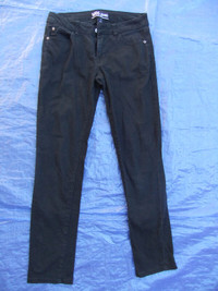 Women's size 7 and 9 Black Skinny 1826 Cotton Jeans