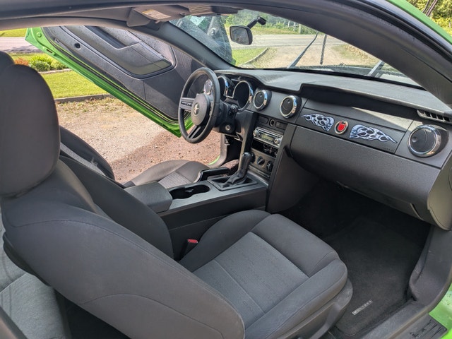 Ford Mustang 2006 — photo 4