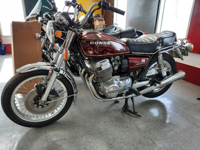 ANTIQUE MOTO 1977 HONDAMATIC 750A dans Routières  à Victoriaville