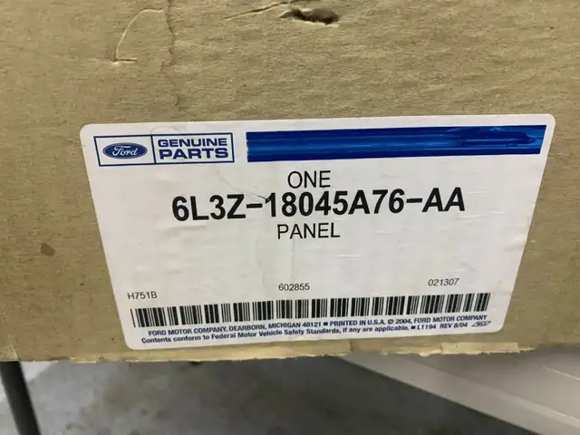 Ford F-150 Parts (2007 or equivalent) Harley Davidson in Auto Body Parts in Edmonton - Image 4