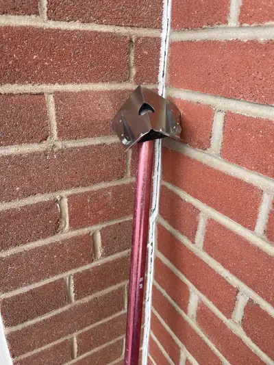 New 2.5” Tapetech corner flusher Comes with the pole