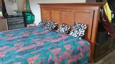 King size bed, View more