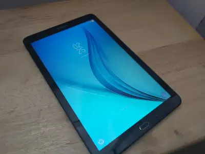 Tablet  Samsung Galaxy E 16GB  .9.6-Inch.  SM-T560 ...Wi-Fi . Bl, View more