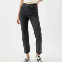 Size 24 Levi’s wedgie jeans and BDG sketch jeans 