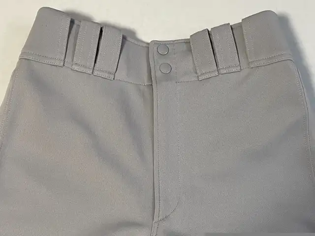 Mizuno Baseball Pants - Men's XS in Men's in Calgary - Image 3