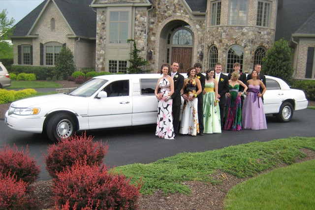 WEDDING LIMOUSINE RENTALS-STTETCH LIMO 416-559-4110 in Wedding in City of Toronto - Image 4