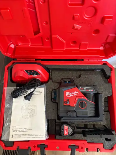 M12 Green 360 Degree 3-Plane Laser Kit, View more