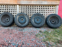 4 Pirelli all-season tires on steel rims