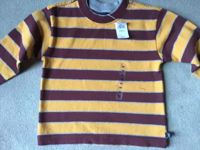 70% DISCOUNT - GAP SHIRT - Size XS, View more