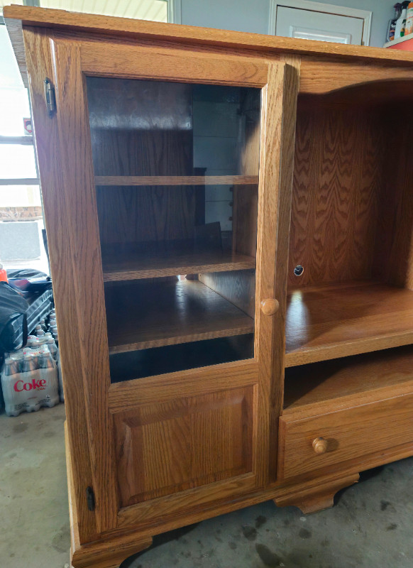Solid Oak Wood Mennonite Wall Unit (5 Shelves) in TV Tables & Entertainment Units in Hamilton - Image 4