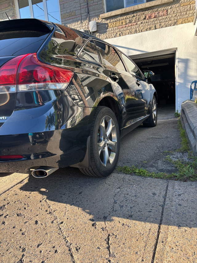 Toyota Venza dans Autos et camions  à Ville de Montréal - Image 3
