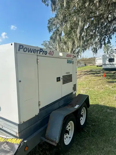• Model: SDG40S • Kubota V3300 4-cylinder engine • 9,200 hours • Engine runs perfectly (regular main...