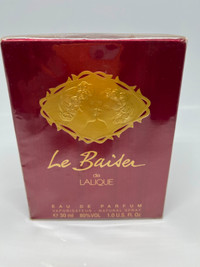 VINTAGE Le Baiser Lalique for women - NIB