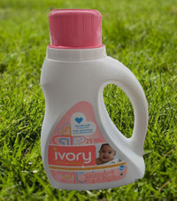 Ivory Snow– Gentle Care Laundry Detergent (for Fine Washables)