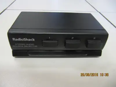 Up for sale is a vintage Radio Shack Model 42-2112 Stereo Audio Source Selector from the 1980s possi...