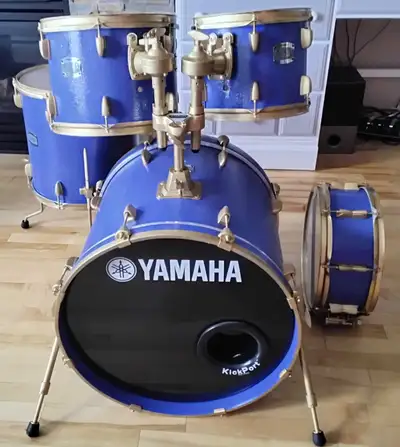 Yamaha Stage Custom 5 Piece All Birch Drum shells, View more