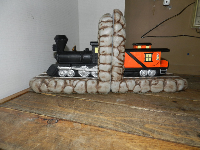 Bookends, Steam Locomotive Train Engine Railroad Tunnel Caboose in Arts & Collectibles in Strathcona County