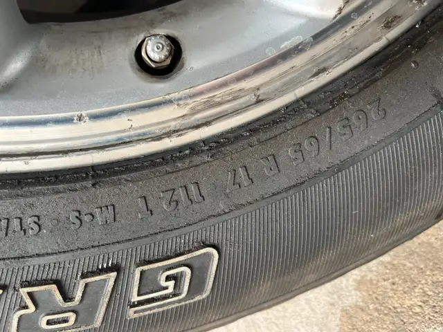 Toyota 4 Runner Rims & Tyres in Tires & Rims in Hamilton - Image 3