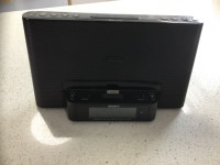 Sony ipod dock with alarm clock and FM radio