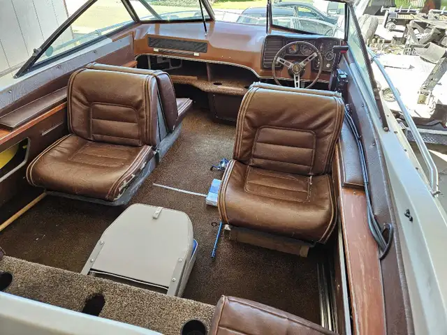  Reinell Boat in Powerboats & Motorboats in Edmonton - Image 3