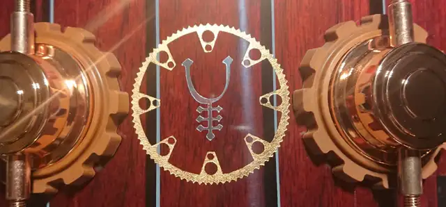 NEIL PEART DW COLLECTOR'S SERIES SNARE DRUM in Drums & Percussion in Windsor Region - Image 11