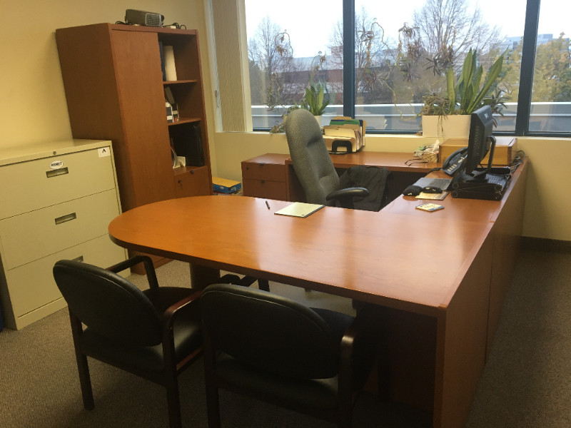 Beautiful Solid Wood Executive Desk with Hutch. Desks Oakville