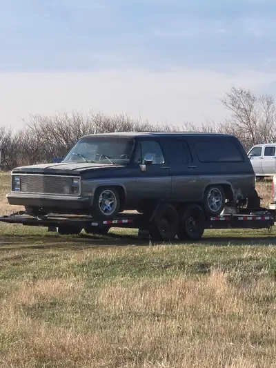 Looking for a cleaner suburban body. 91 to 60s. Would really like to find early 70s two tone. Can be...