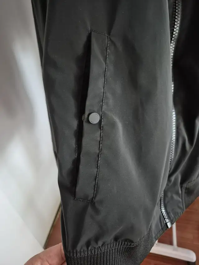 Men's Black ZARA Bomber Jacket-NEW in Men's in City of Toronto - Image 4