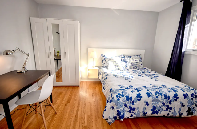 Mini Bachelor with Kitchenette Shared main Entrance