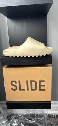 Yeezy Slide Bone MENS 11 US