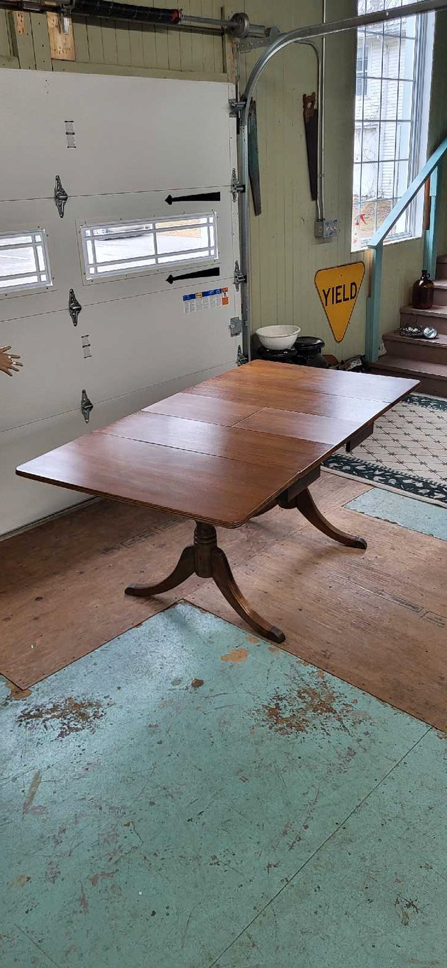 Vintage Walnut Drop-leaf Table w/ 4 Chairs in Dining Tables & Sets in Trenton - Image 3