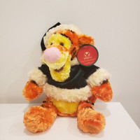 Disney Store's Tigger Plush Toy and Book - Christmas Edition