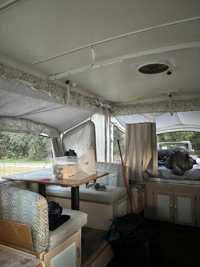 2006 Bayside Elite Tent Trailer in Travel Trailers & Campers in Ottawa - Image 3