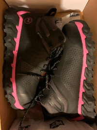 Woman’s timberland safety boots