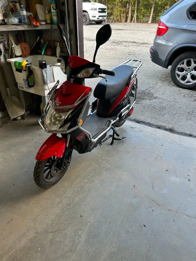 2021 EMMO HORNET E-BIKE in Scooters & Pocket Bikes in Mississauga / Peel Region - Image 3