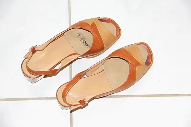 Women's Shoes/ Sandals, Sandales femme in Women's - Shoes in City of Montréal - Image 3