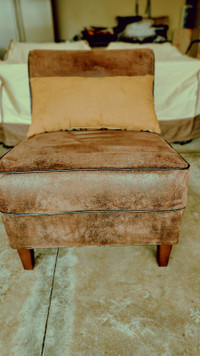 Cognac brown slipper chair(s)