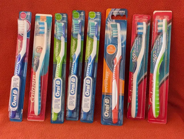 Soft Oral-B and Colgate toothbrushes in Health & Special Needs in Edmonton - Image 2