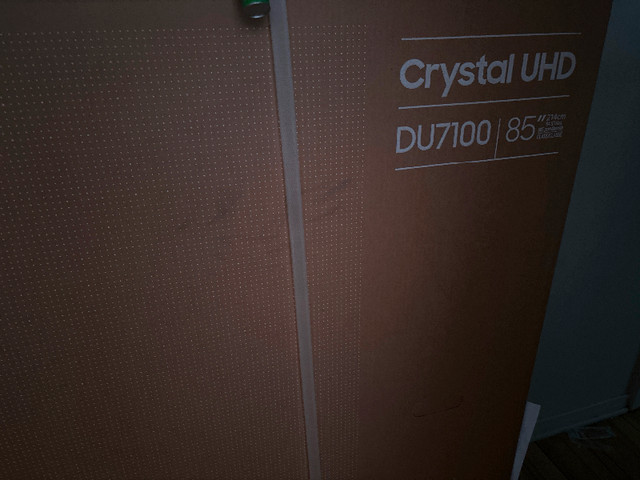 Brand new Samsung 85 inch tv, brand new and sealed :) quick sale in TVs in Ottawa - Image 3