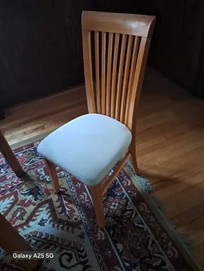 chairs for dining table 6             70$, View more