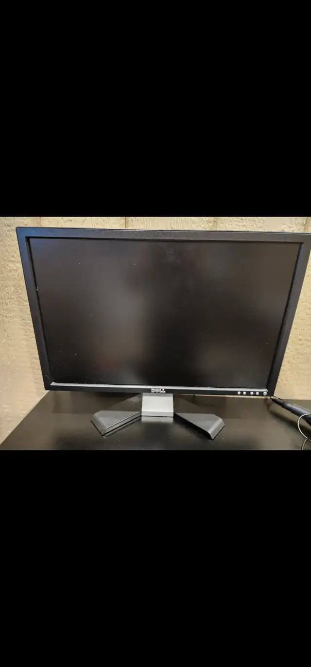 Computer monitor in Monitors in City of Toronto - Image 2
