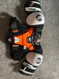 Winnewell hockey shoulder pads youth large